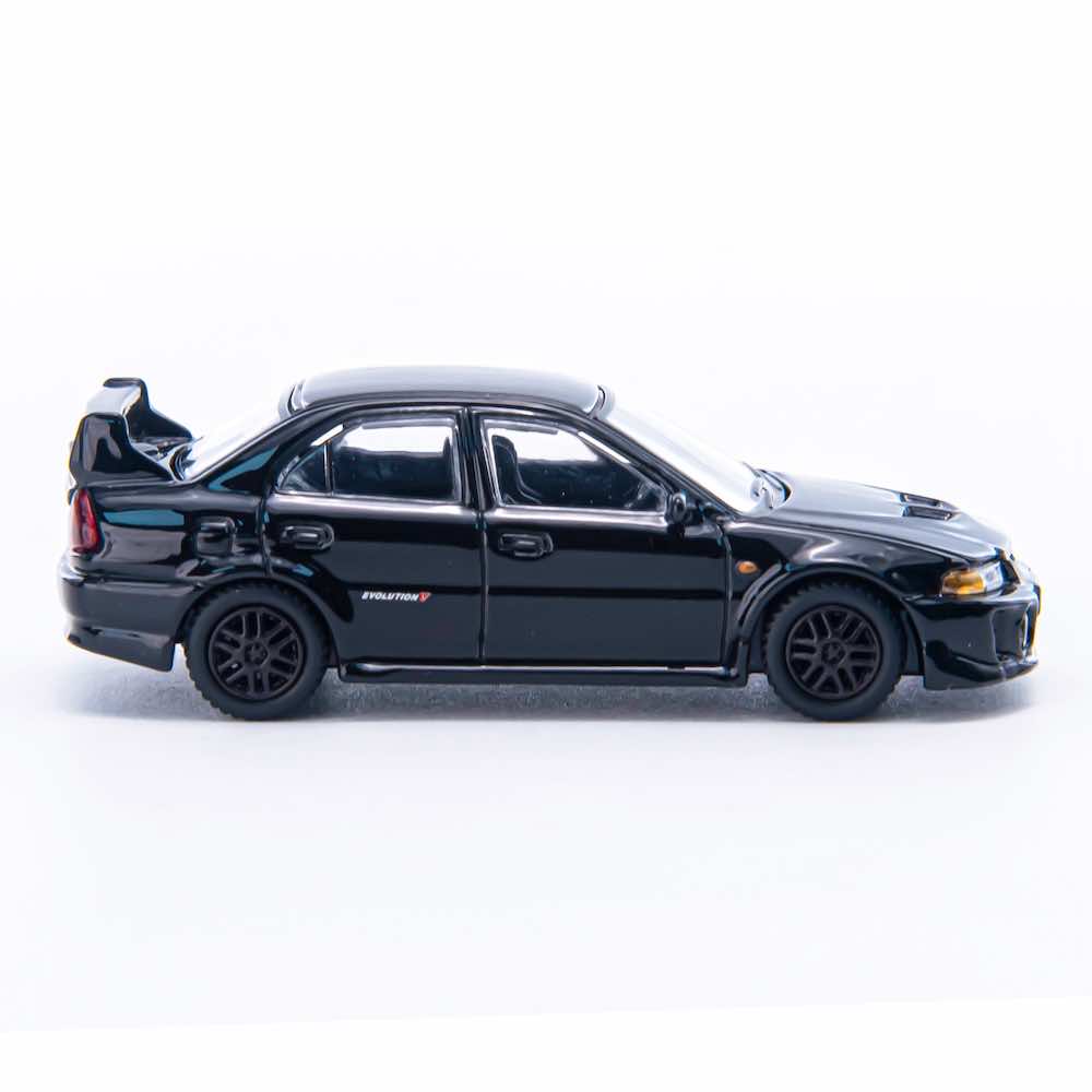 1:64 Mitsubishi Lancer Evolution V Die Cast Model Car