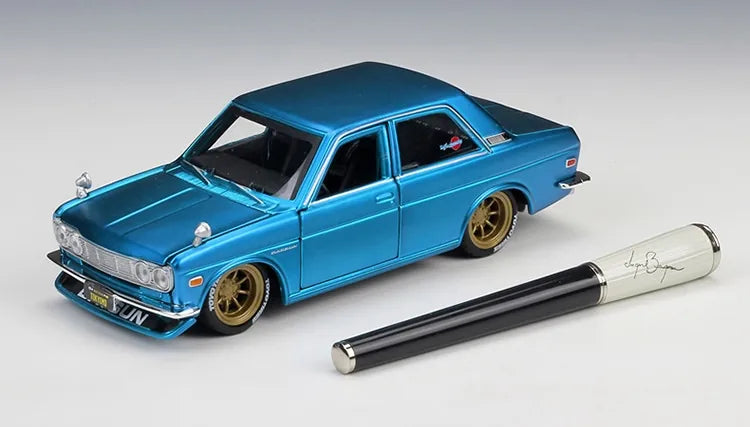 1:24 Datsun 1971 510 Two Door Modified Die Cast Model Car