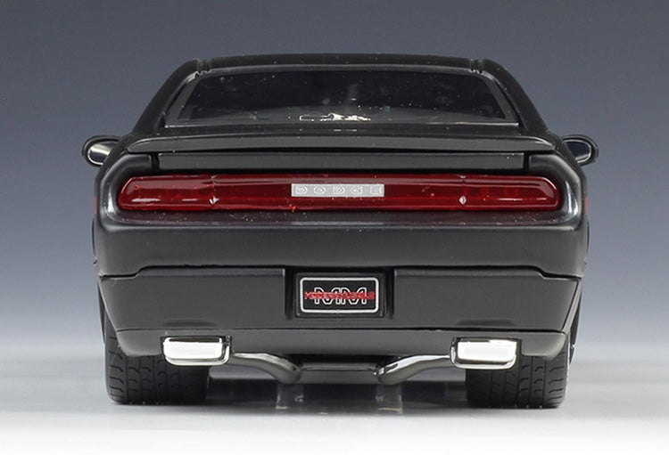 1:24 Dodge 2008 Challenger Die Cast Model Car