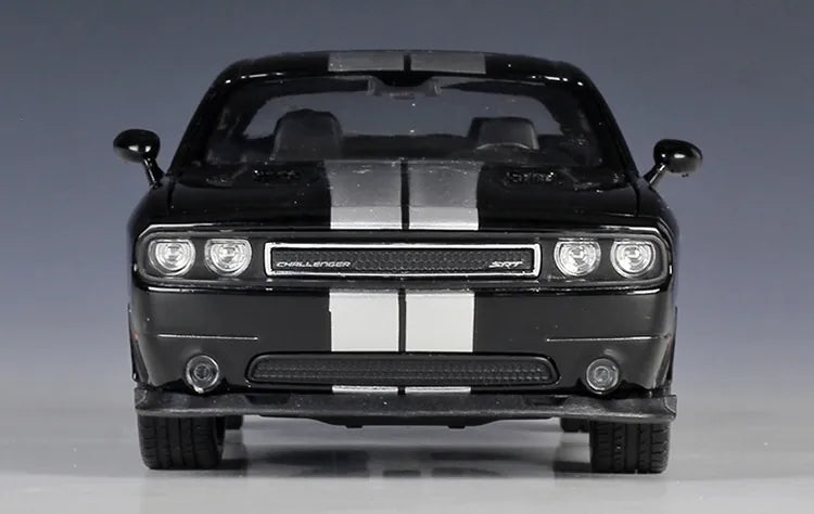 1:24 Dodge 2012 Challenger SRT