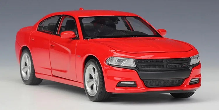 Dodge Charger RT 2016 à l'échelle 1:24 