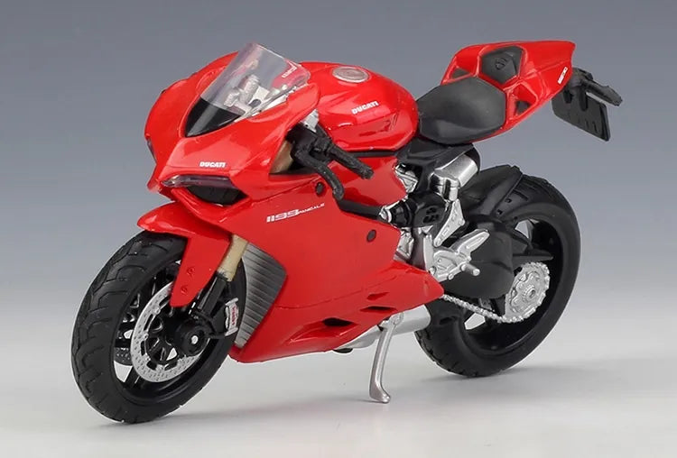 1:18 Ducati 2011 1199 Panigale Motorcycle Model