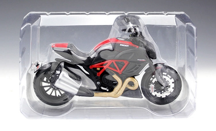 1:12 Ducati 2011 Diavel Carbon Motorcycle Model