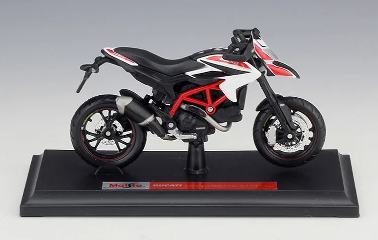 1:18 Ducati 2013 Hypermotard SP 