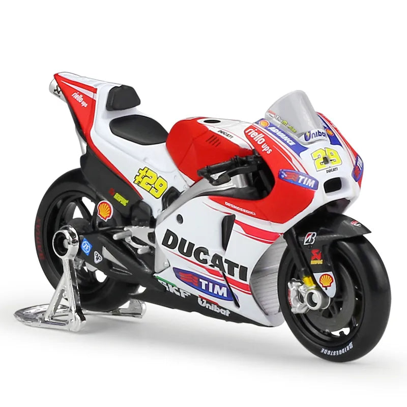 1:18 Ducati 2015 MotoGP Desmosedici