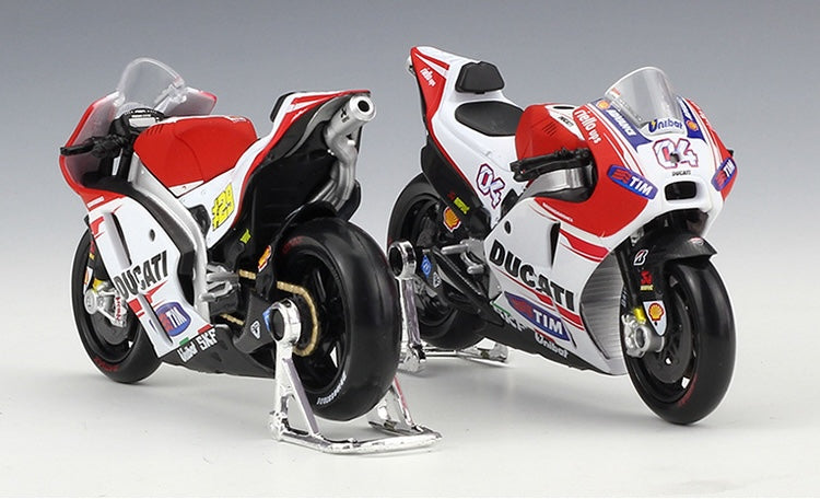 1:18 Ducati 2015 MotoGP Desmosedici Motorcycle Model