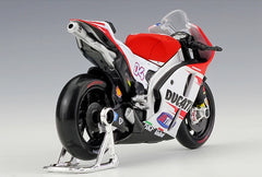 1:18 Ducati 2015 MotoGP Desmosedici Motorcycle Model