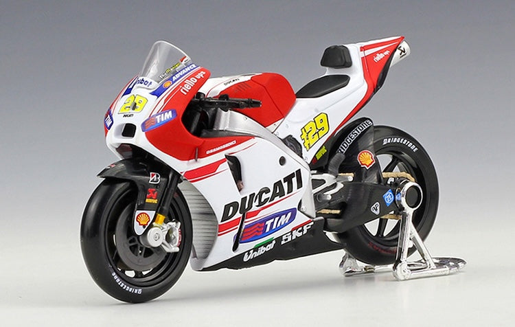 1:18 Ducati 2015 MotoGP Desmosedici Motorcycle Model