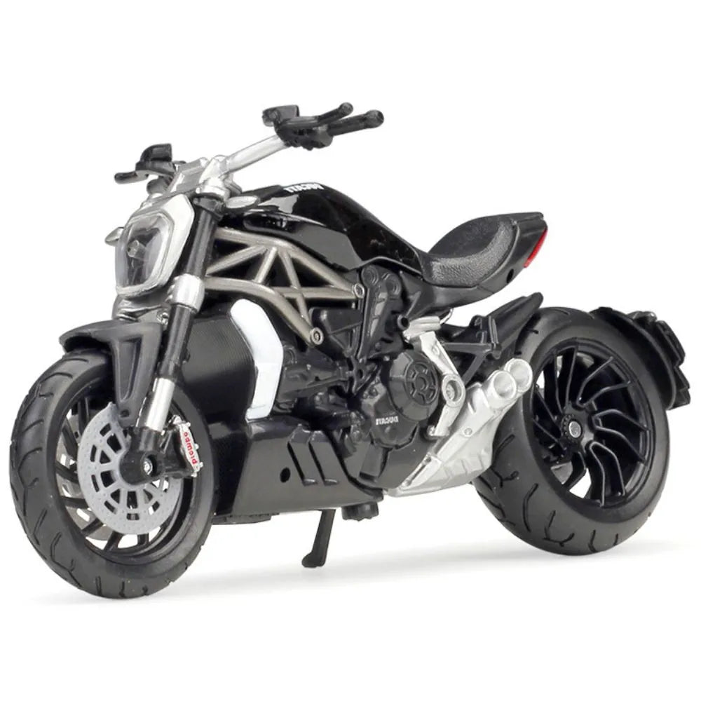 1:18 Ducati 2016 X Diavel S X Diavel S 2016 Motorcycle Model