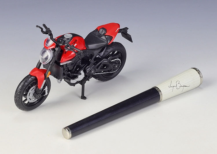 1:18 Ducati 2021 Monster Motorcycle Model