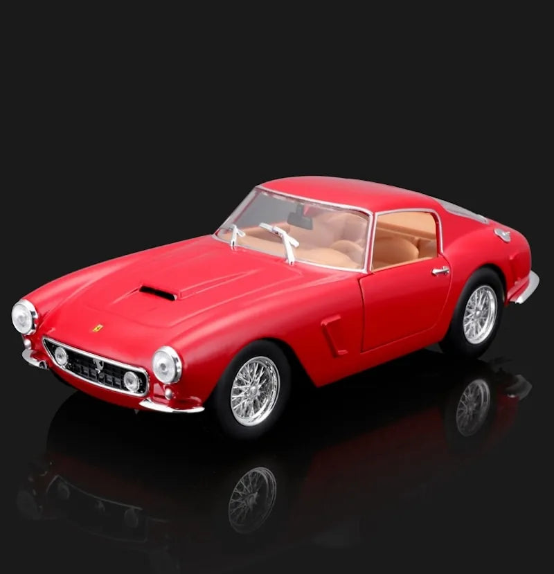 Ferrari 250 GT Berlinetta SWB del 1962 in scala 1:24 