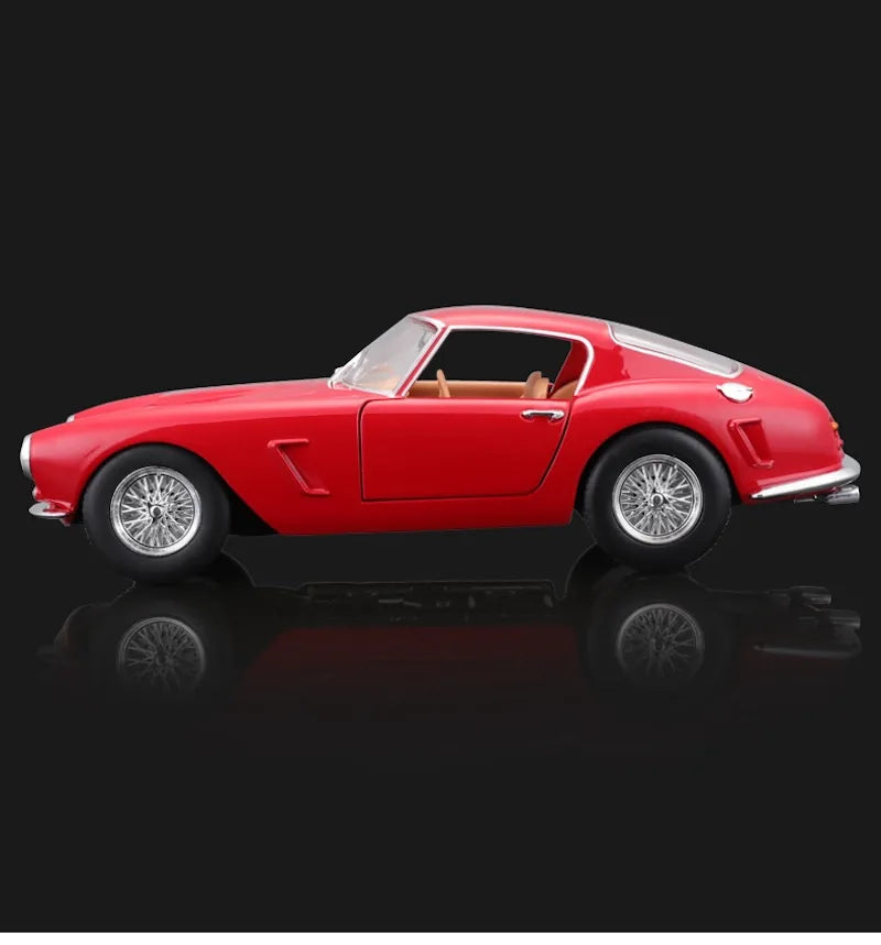 Ferrari 250 GT Berlinetta SWB del 1962 in scala 1:24 