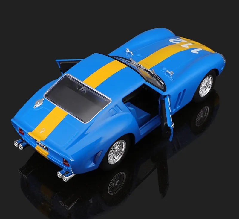 1:24 Ferrari 1962 250 GTO #112 Die Cast Model Car