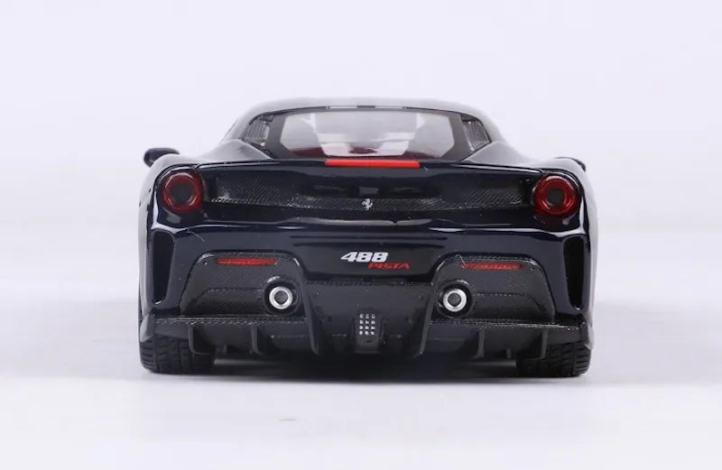 Ferrari 488 Pista 2015 à l'échelle 1:24