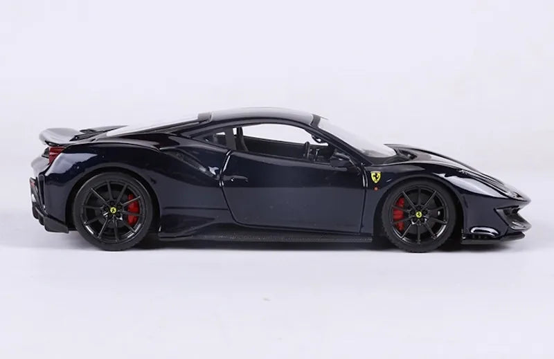 Ferrari 488 Pista 2015 à l'échelle 1:24