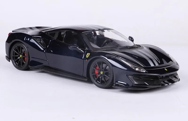 Ferrari 488 Pista 2015 à l'échelle 1:24