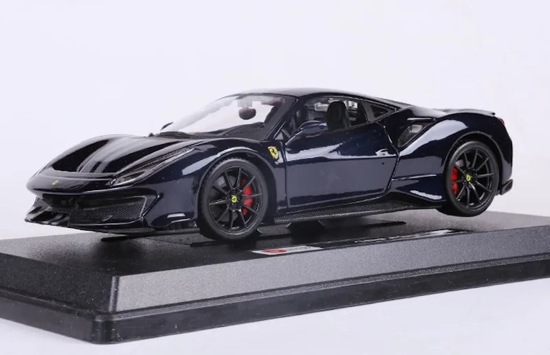 Ferrari 488 Pista 2015 à l'échelle 1:24