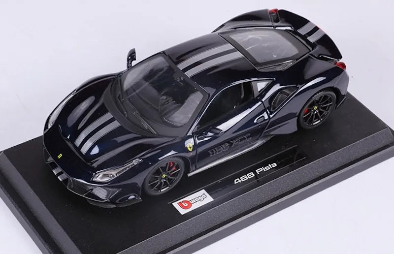 Ferrari 488 Pista 2015 à l'échelle 1:24