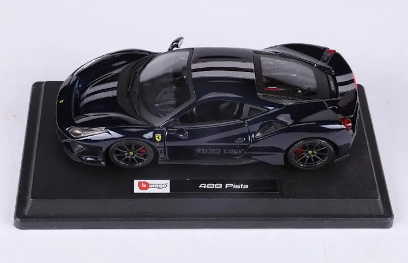 Ferrari 488 Pista 2015 à l'échelle 1:24