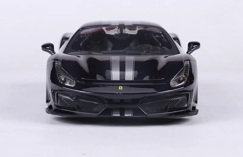 Ferrari 488 Pista 2015 à l'échelle 1:24