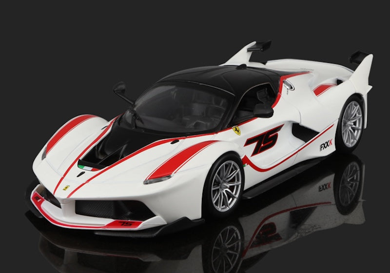 1:24 Ferrari 2015 FXX K Die Cast Model Car