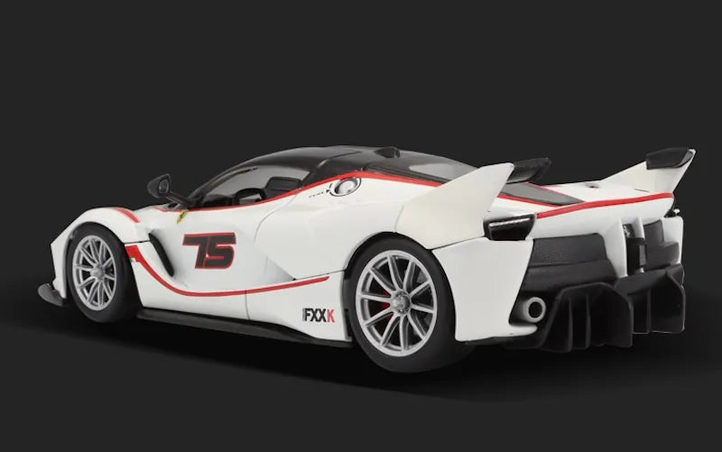 1:24 Ferrari 2015 FXX K Die Cast Model Car