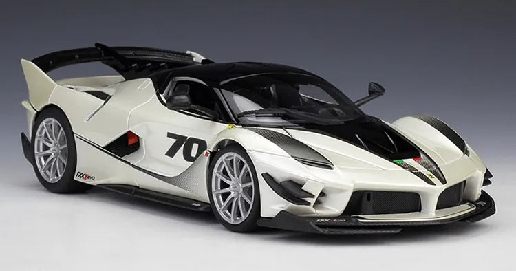 1:18 Ferrari 2017 FXX K EVO