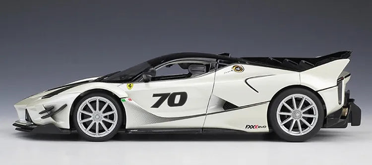 1:18 Ferrari 2017 FXX K EVO