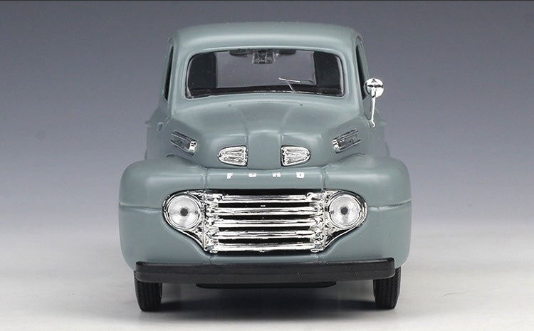 1:32 Ford 1948 F-1 Pick-up Die Cast Model Car