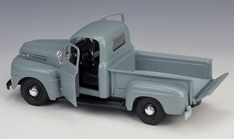 1:32 Ford 1948 F-1 Pick-up Die Cast Model Car