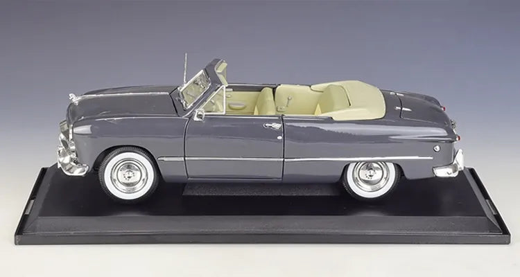 1:18 Ford 1949 Convertible