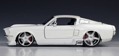 1:24 Ford 1967 Mustang GT Die Cast Model Car