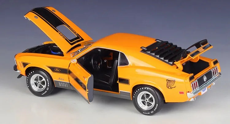 1:18 Ford 1970 Mustang Mach 1