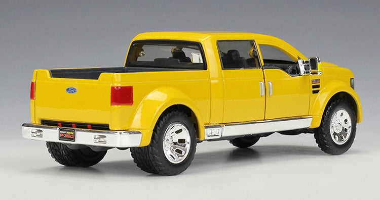 1:32 Ford 2002 Mighty F-350 Super Duty Die Cast Model Car