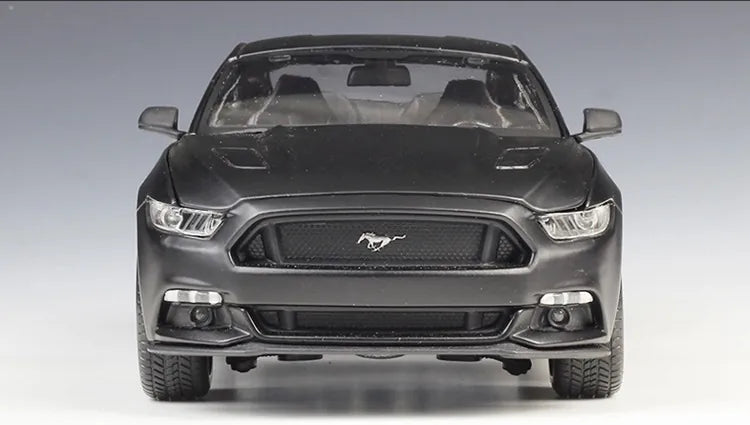 1:18 Ford Mustang GT del 2015 