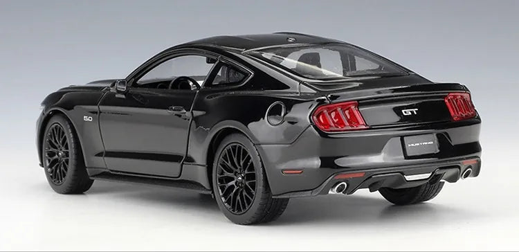 1:24 Ford 2015 Mustang GT