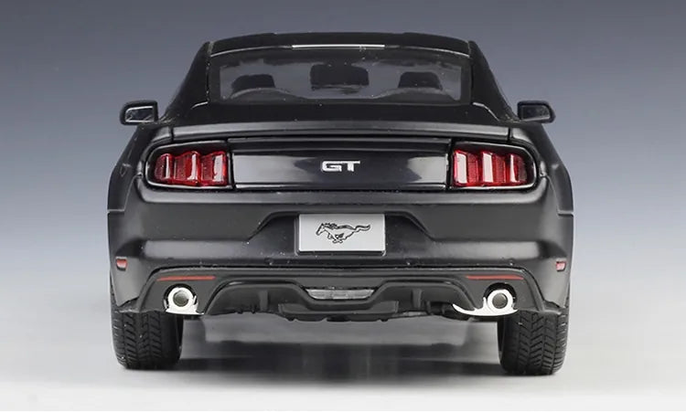 1:18 Ford Mustang GT del 2015 