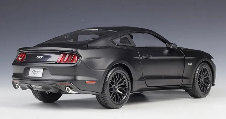 1:18 Ford Mustang GT del 2015 