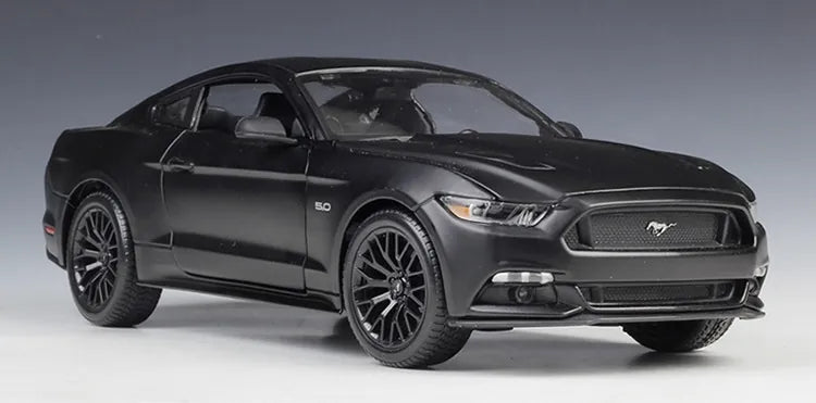 1:18 Ford Mustang GT del 2015 