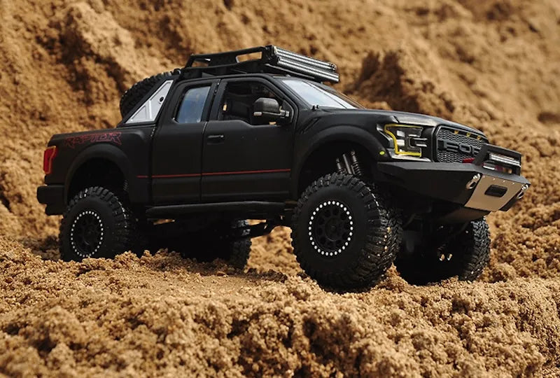 1:24 Ford 2020 F-150 Raptor Off-Road