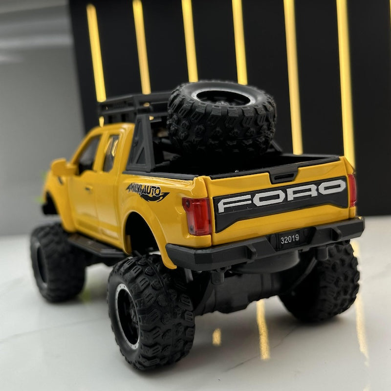 1:32 Ford 2020 F-150 Raptor Off-Road Die Cast Model Car