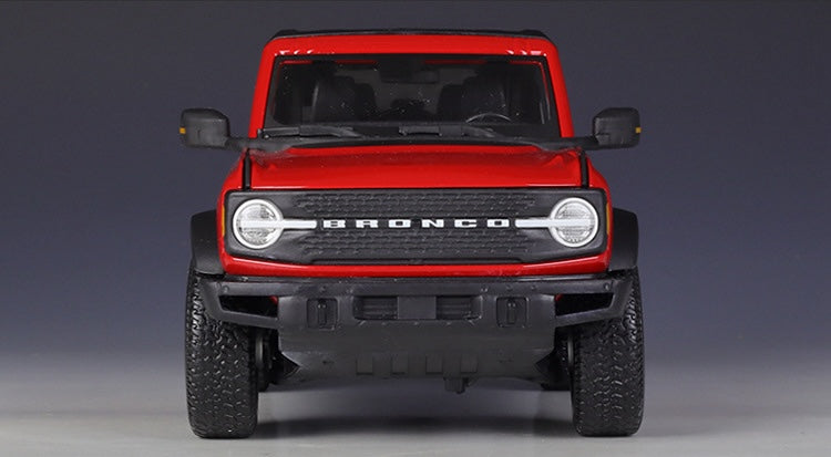 1:18 Ford 2021 Bronco Wildtrak Die Cast Model Car