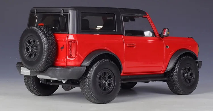 1:18 Ford Bronco Wildtrak 2021 