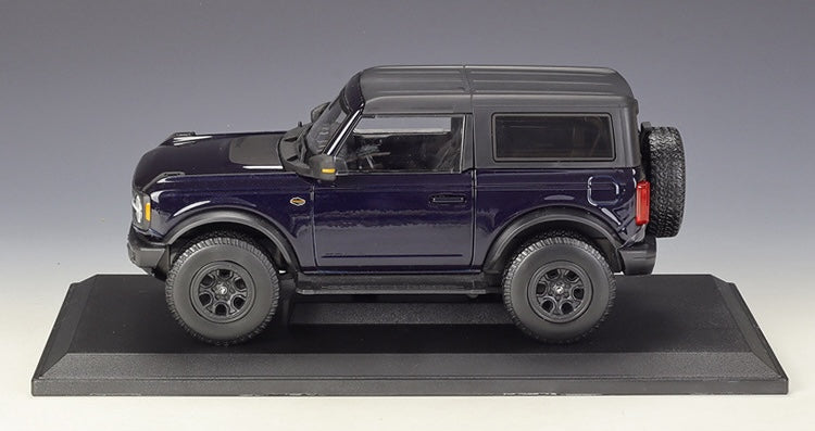 1:18 Ford 2021 Bronco Wildtrak Die Cast Model Car