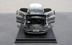 1:18 Ford 2022 Mondeo Die Cast Model Car