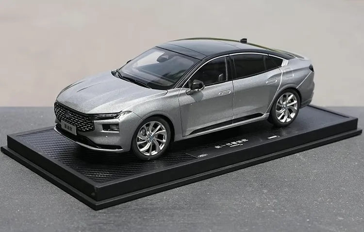 1:18 Ford 2022 Mondeo