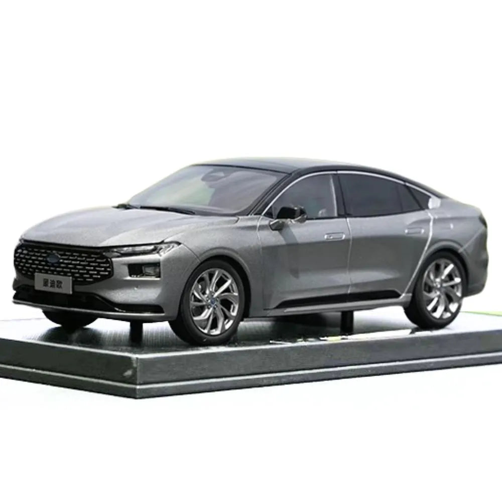 1:18 Ford 2022 Mondeo