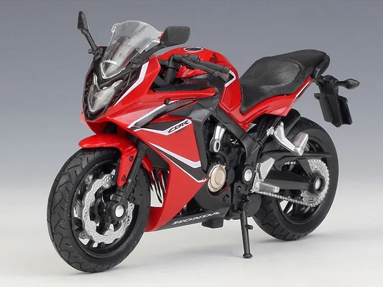 1:18 HONDA 2015 CBR650F