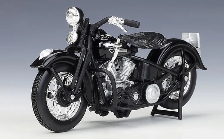 1:18 Harley-Davidson 1948 FL Panhead