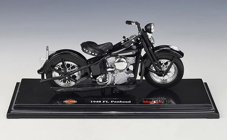 1:18 Harley-Davidson 1948 FL Panhead